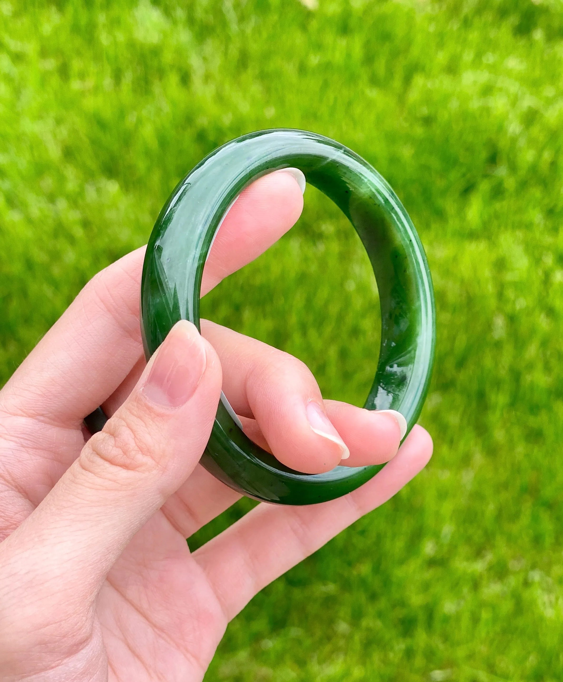 A CANADIAN JADE BANGLE 60MM #2344