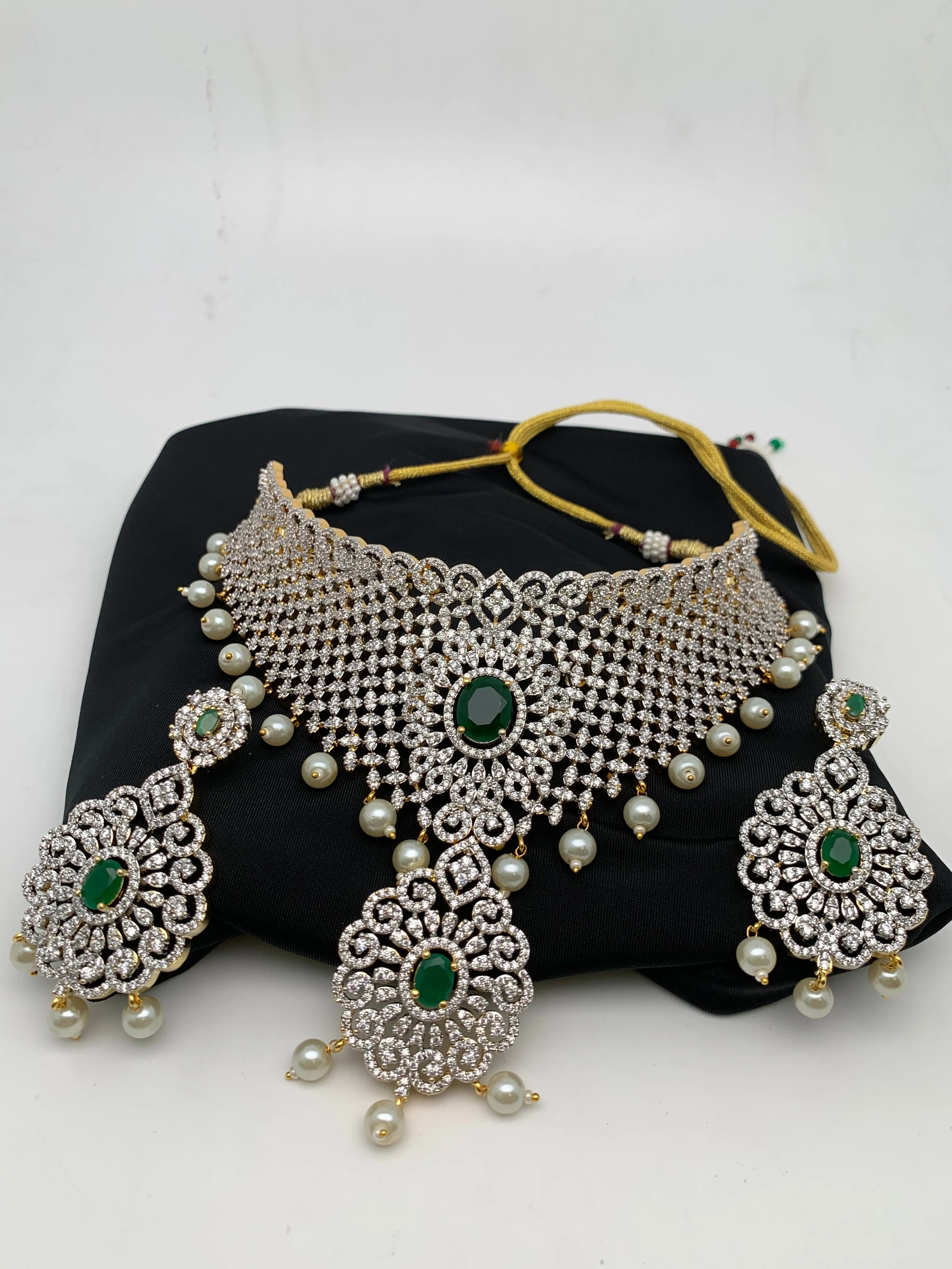 AD Diamond Finish Choker