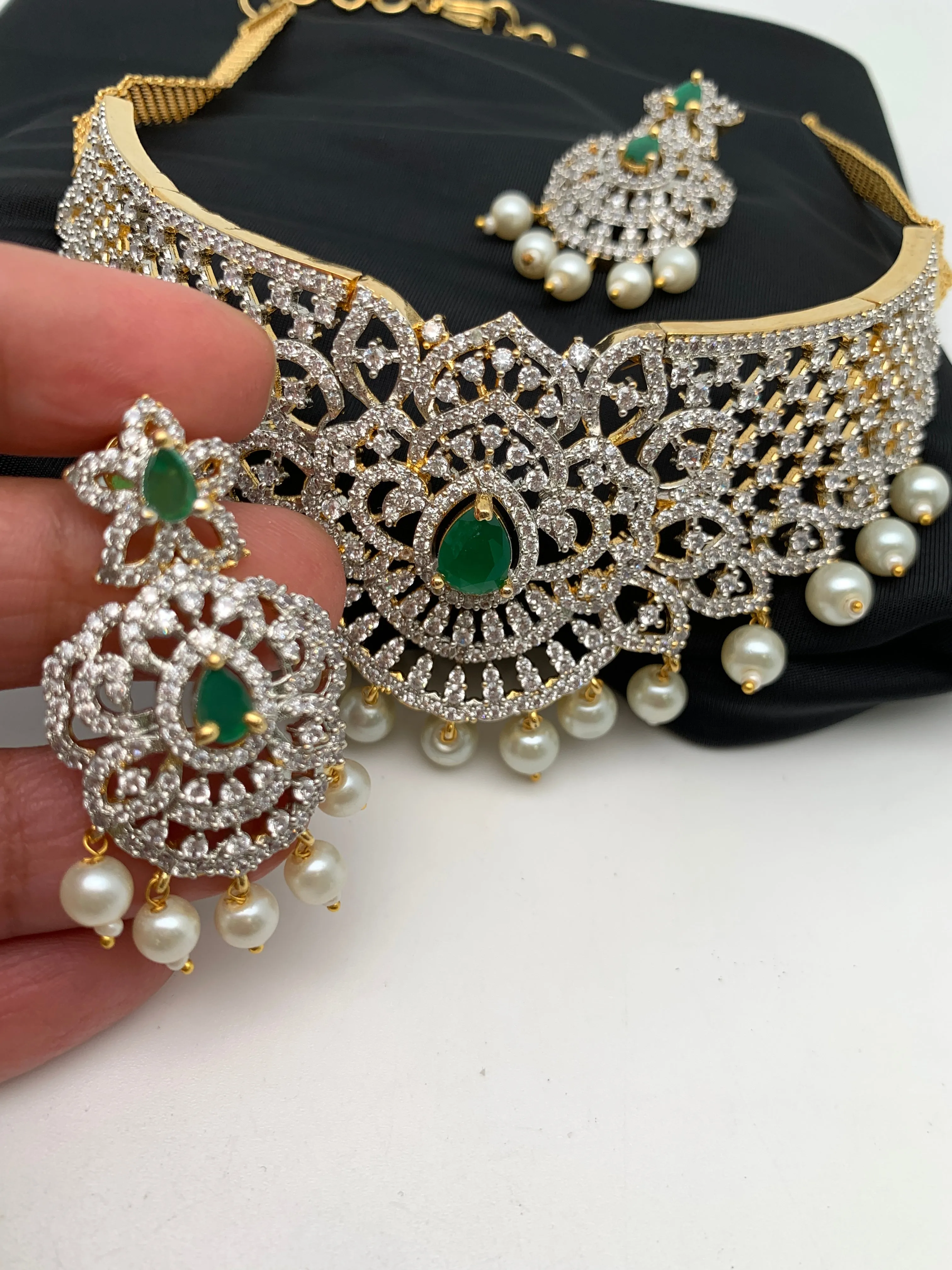 AD Diamond Finish Dainty Choker