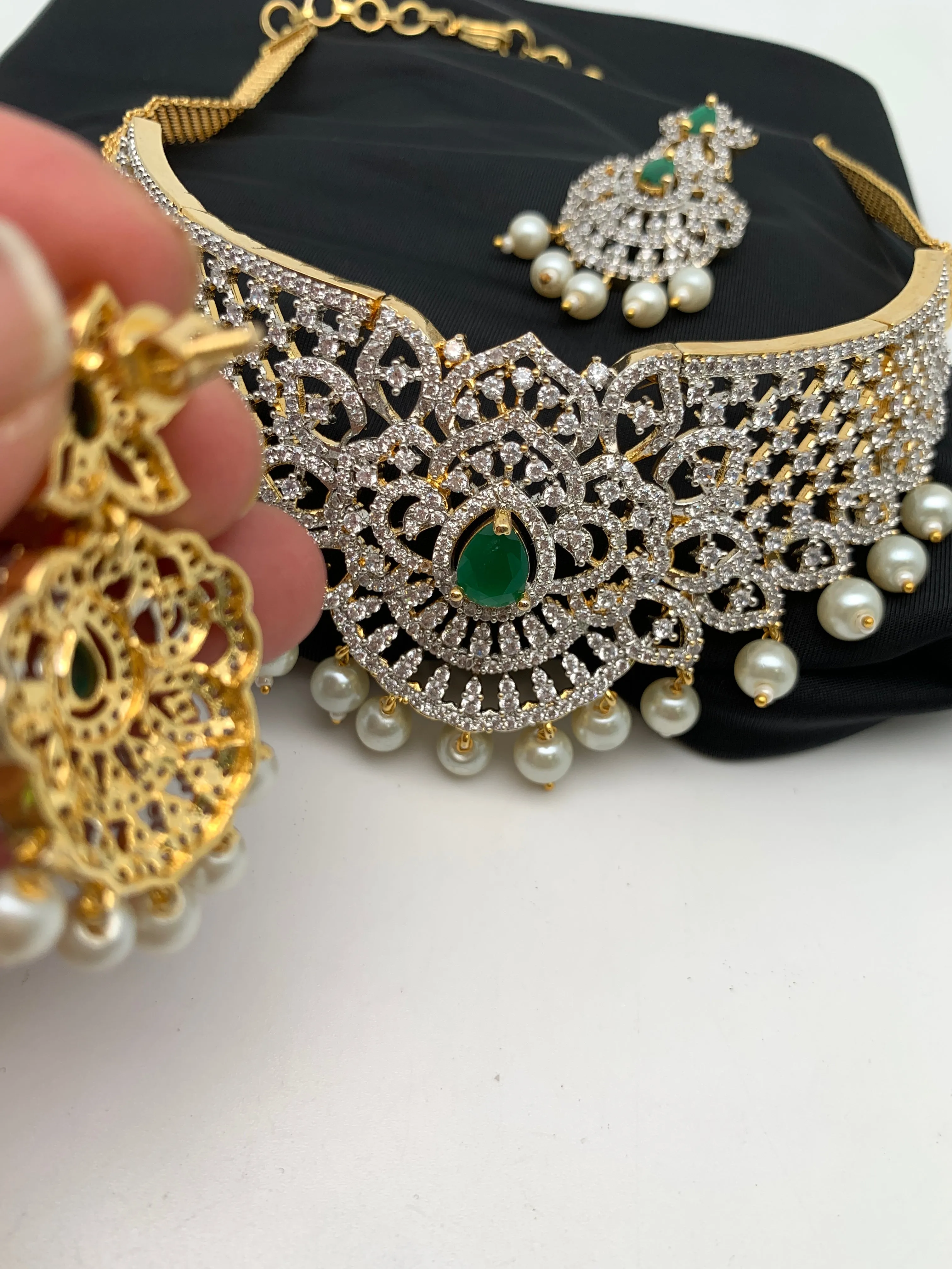 AD Diamond Finish Dainty Choker