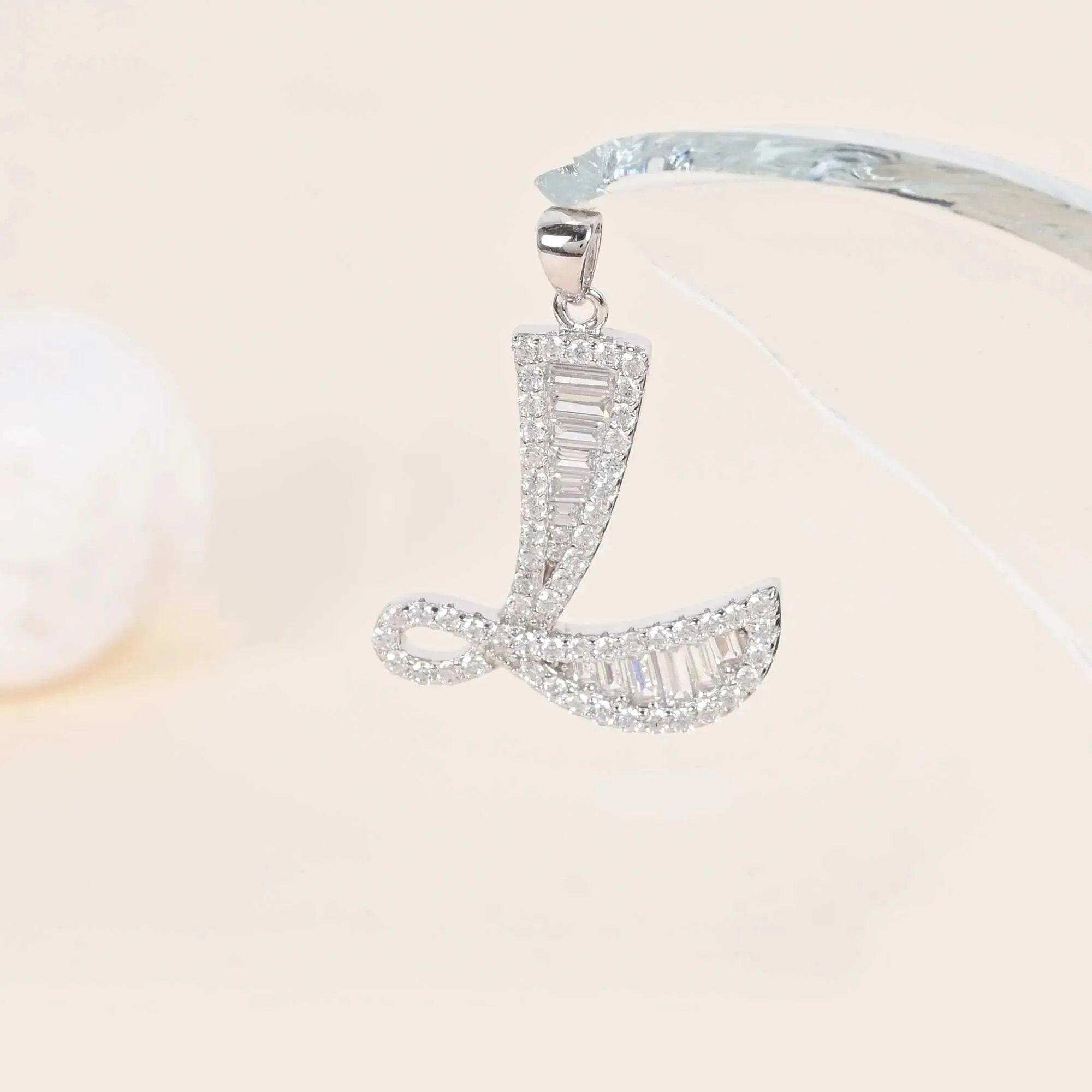 Alphabet L Unisex Locket