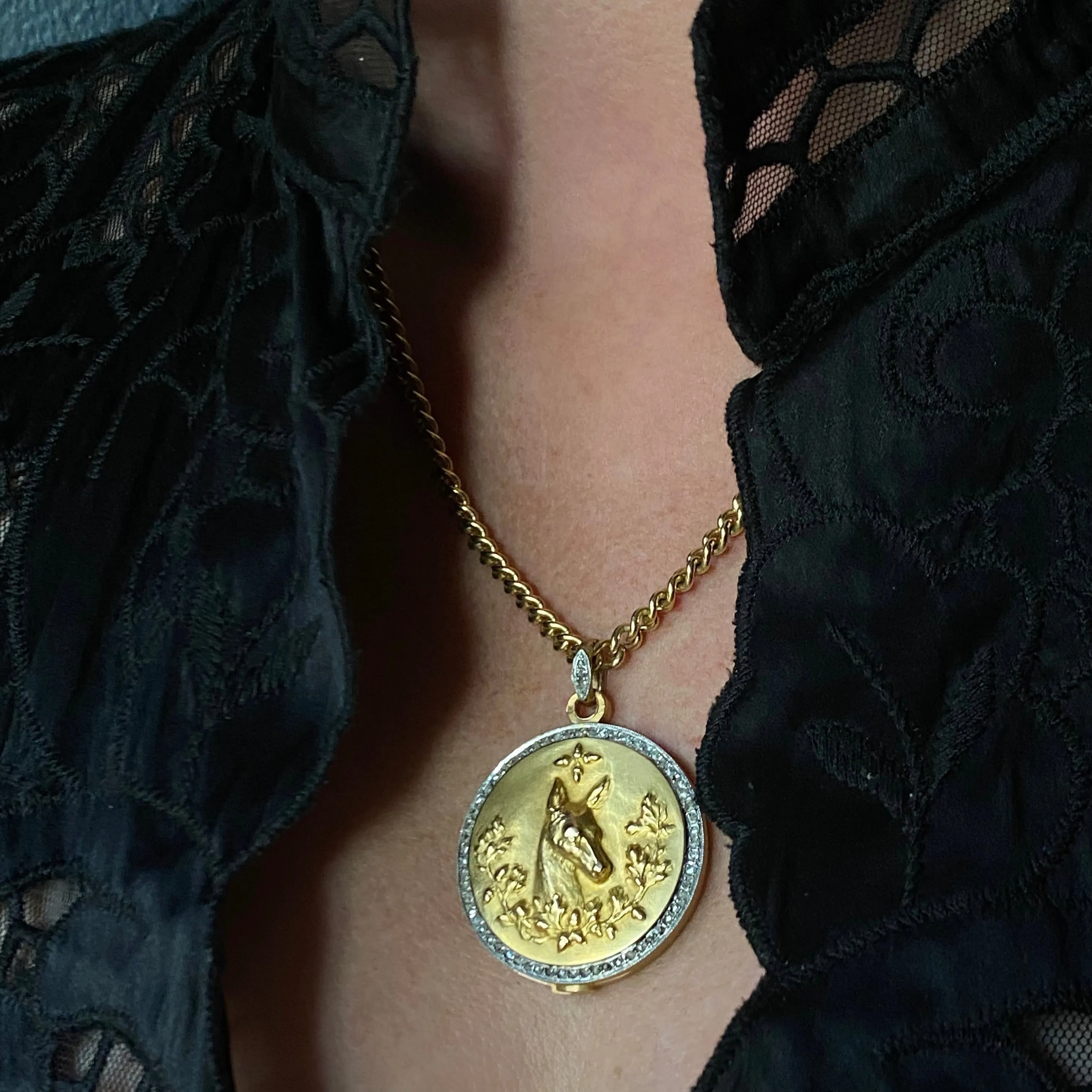 Antique Art Nouveau 18k  French Repoussé Doe Locket