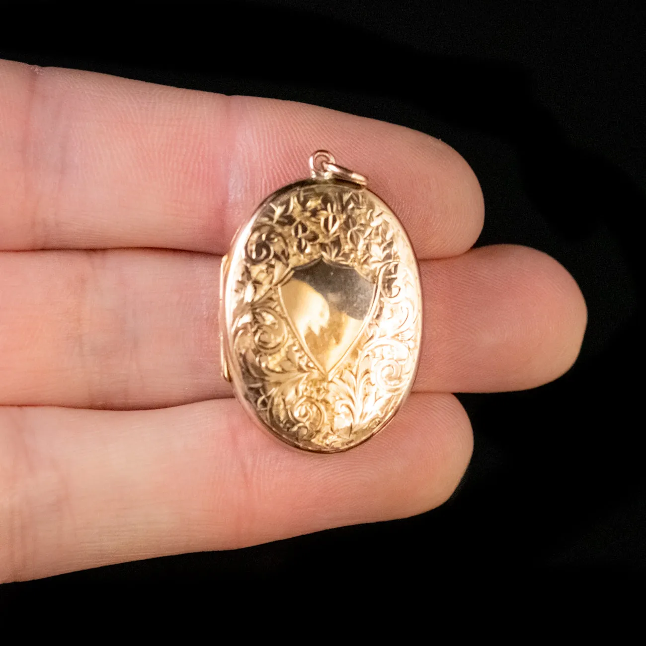 Antique Victorian Locket 9Ct Gold Circa 1890