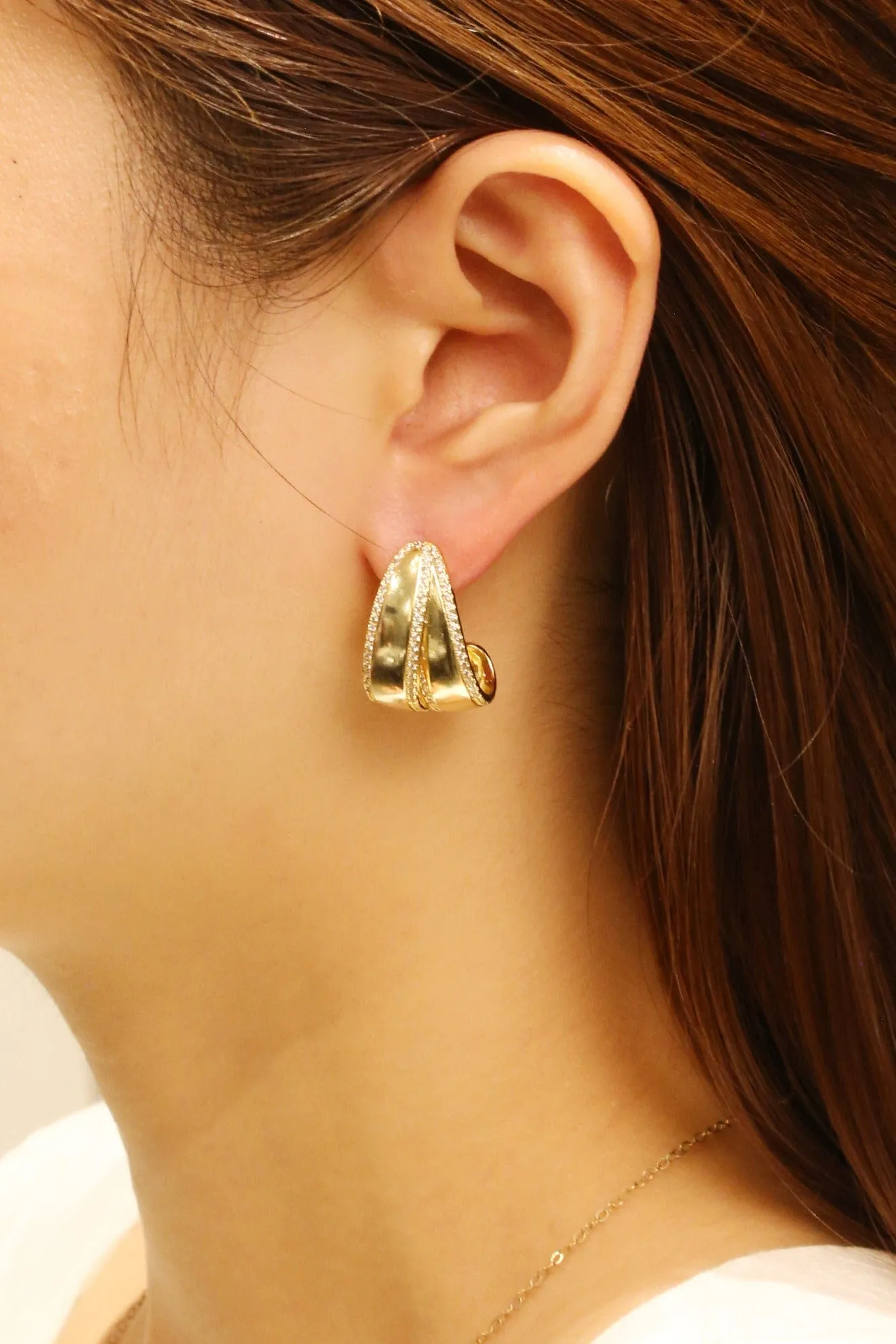 DJE310696 14K Double Layer C Hoop Earrings