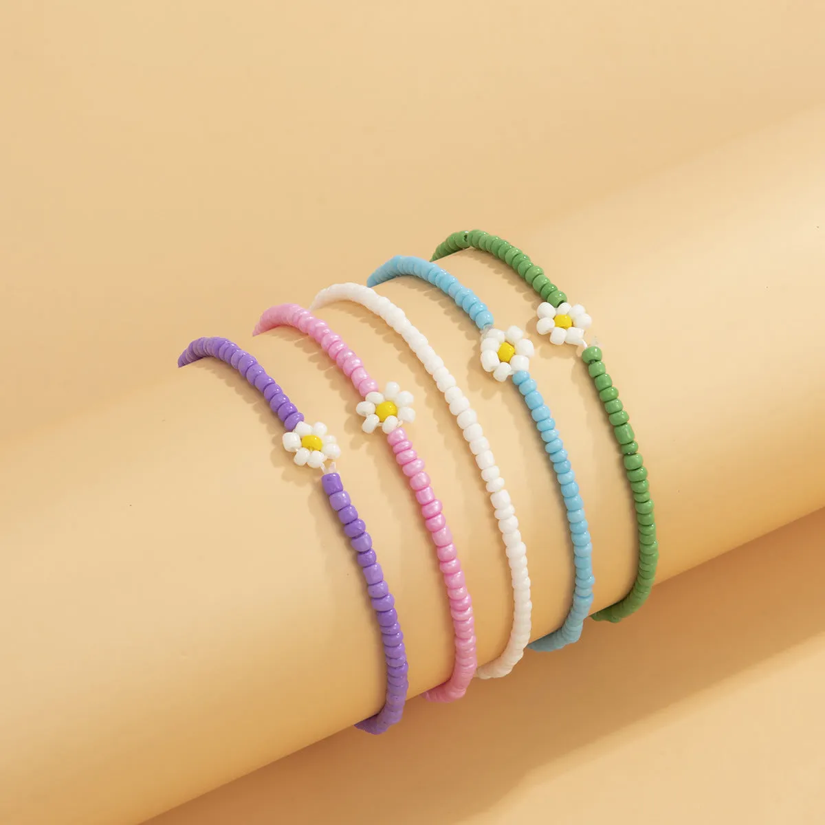 Geometric European And American Flower Rice Bead Hand Jewelry