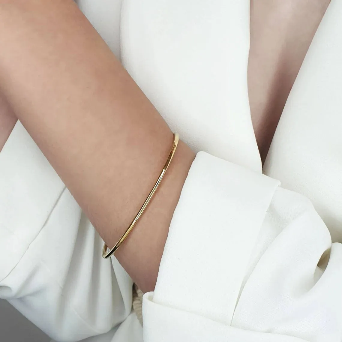Gold Classic Bangle