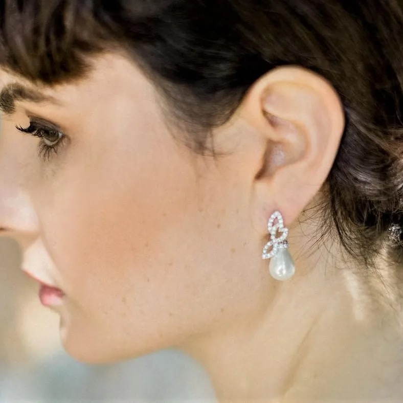 Judy, Pearl & Crystal Drop Earrings