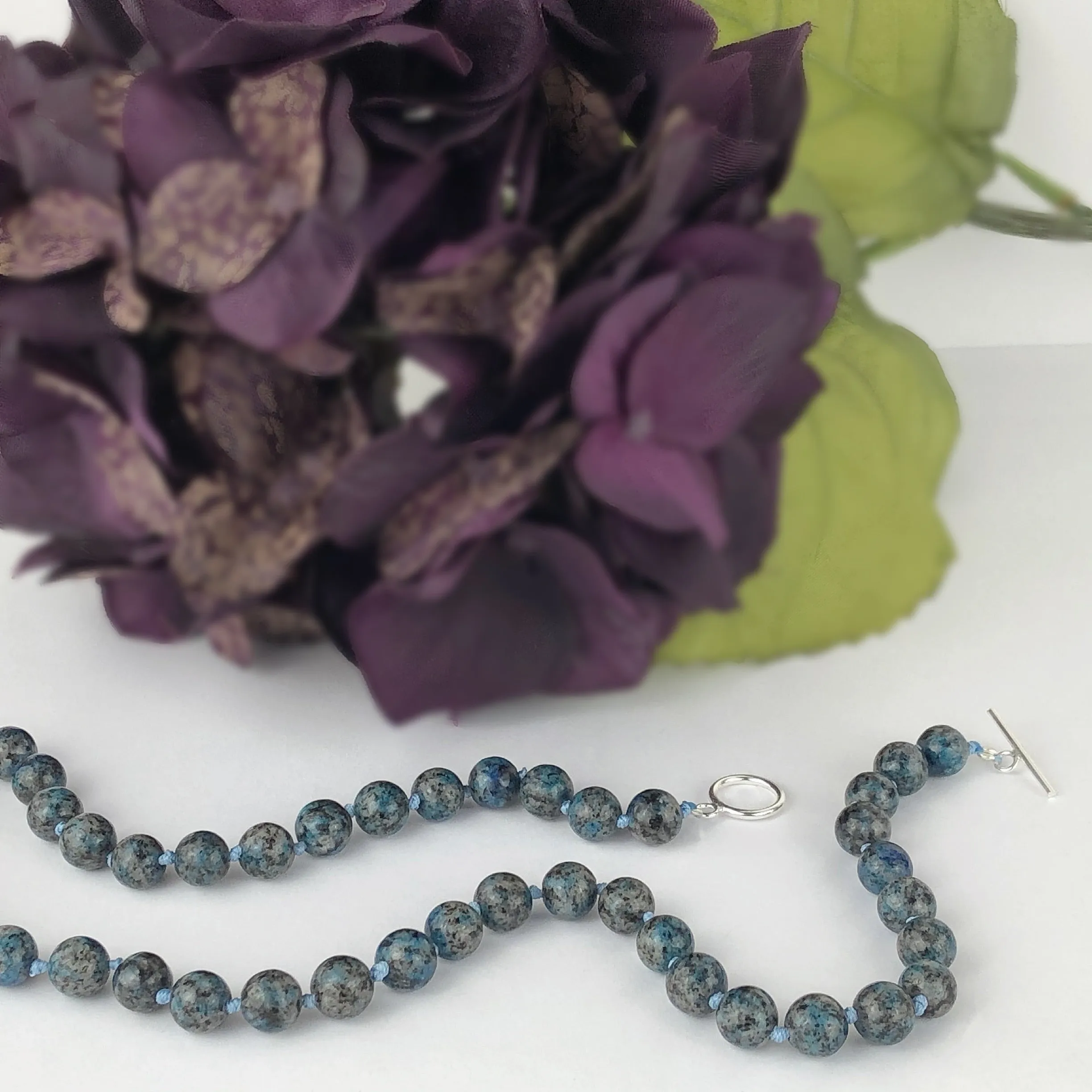 K2 Stone Bead Necklace - VNKL222