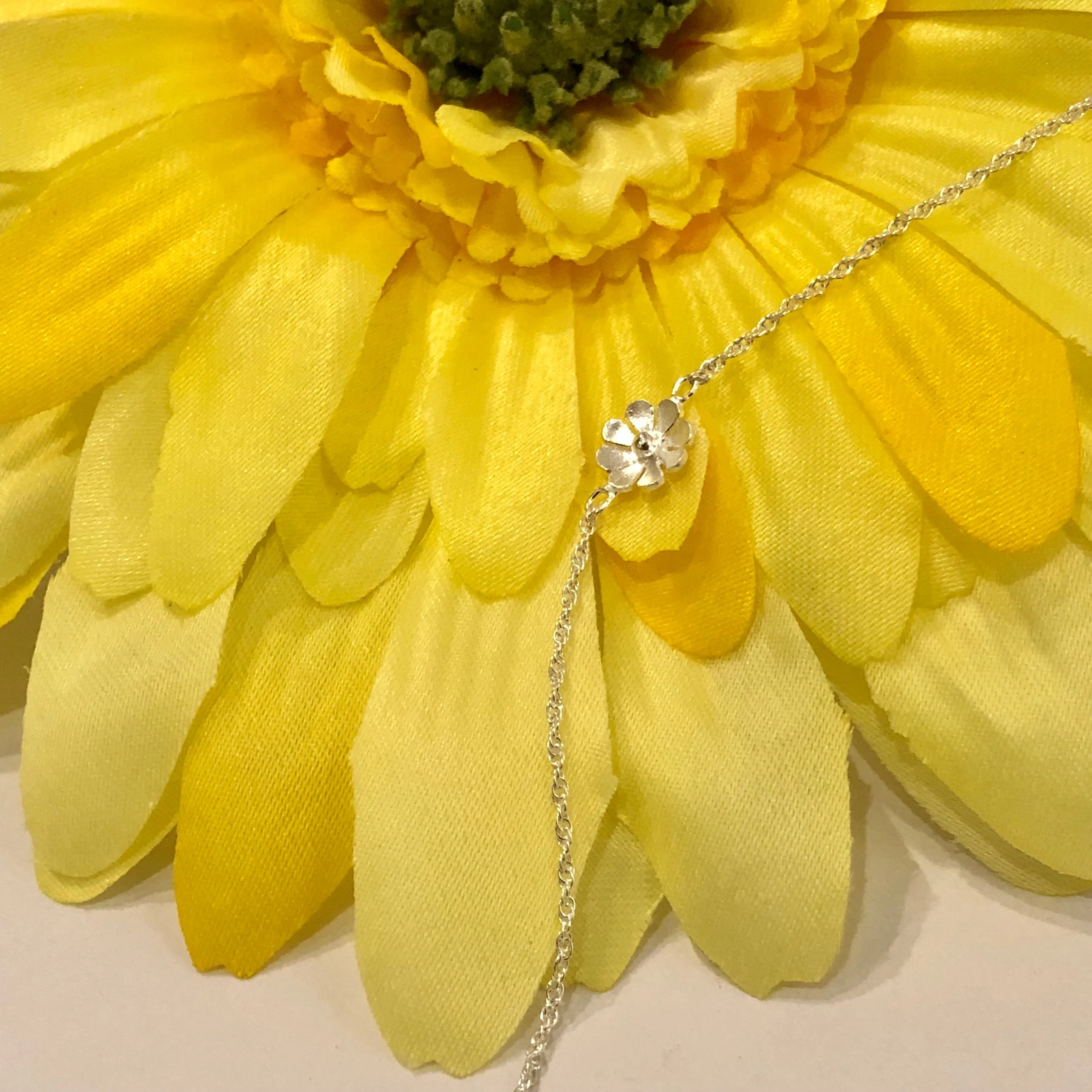 Little Daisy Bracelet - VBRC171