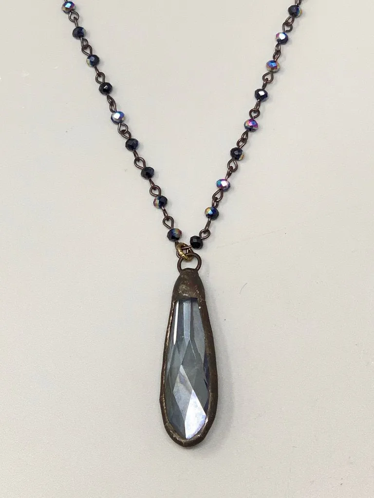 LONG DROP CRYSTAL PENDENT NECKLACE