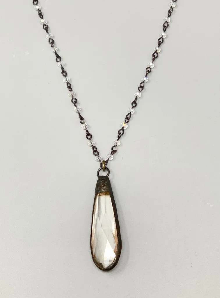 LONG DROP CRYSTAL PENDENT NECKLACE