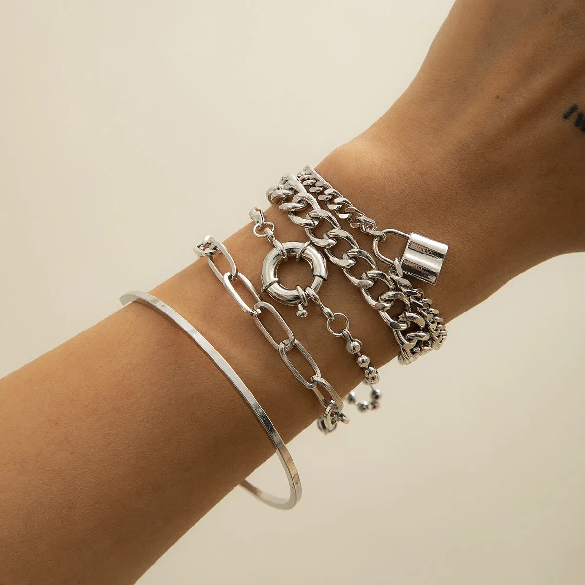 Mix And Match Multi-element Geometric Round Buckle Set Bracelet