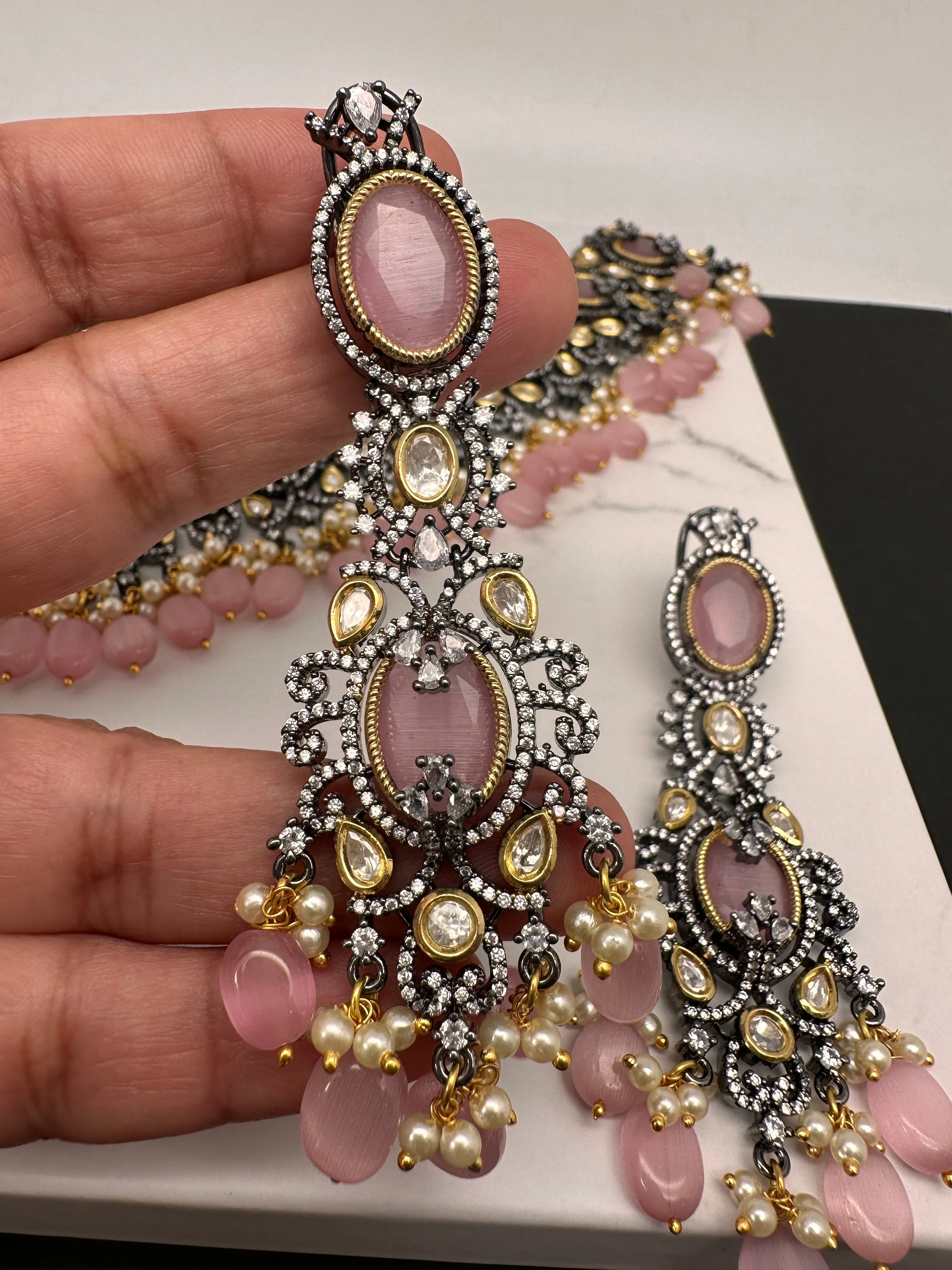 Moissanite Kundan Victorian Finish Color Stone Color beads Choker