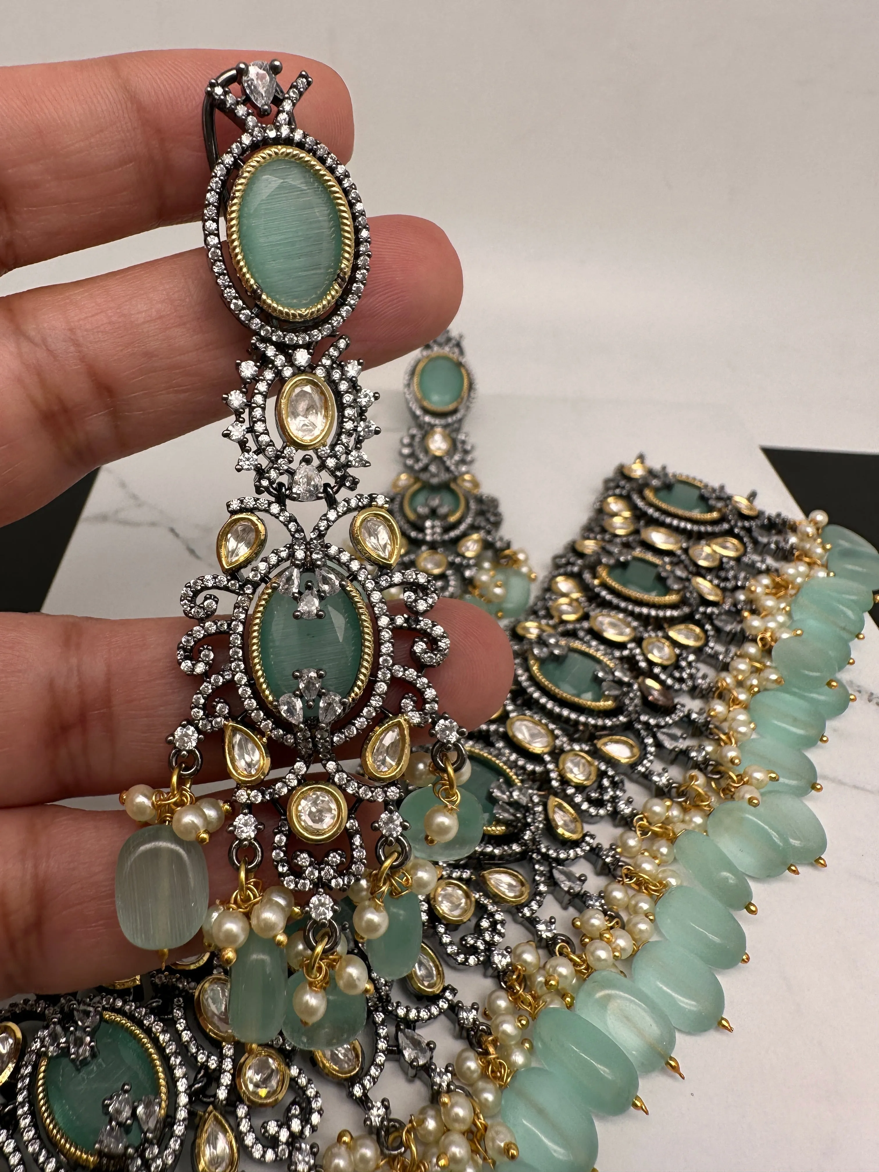 Moissanite Kundan Victorian Finish Color Stone Color beads Choker