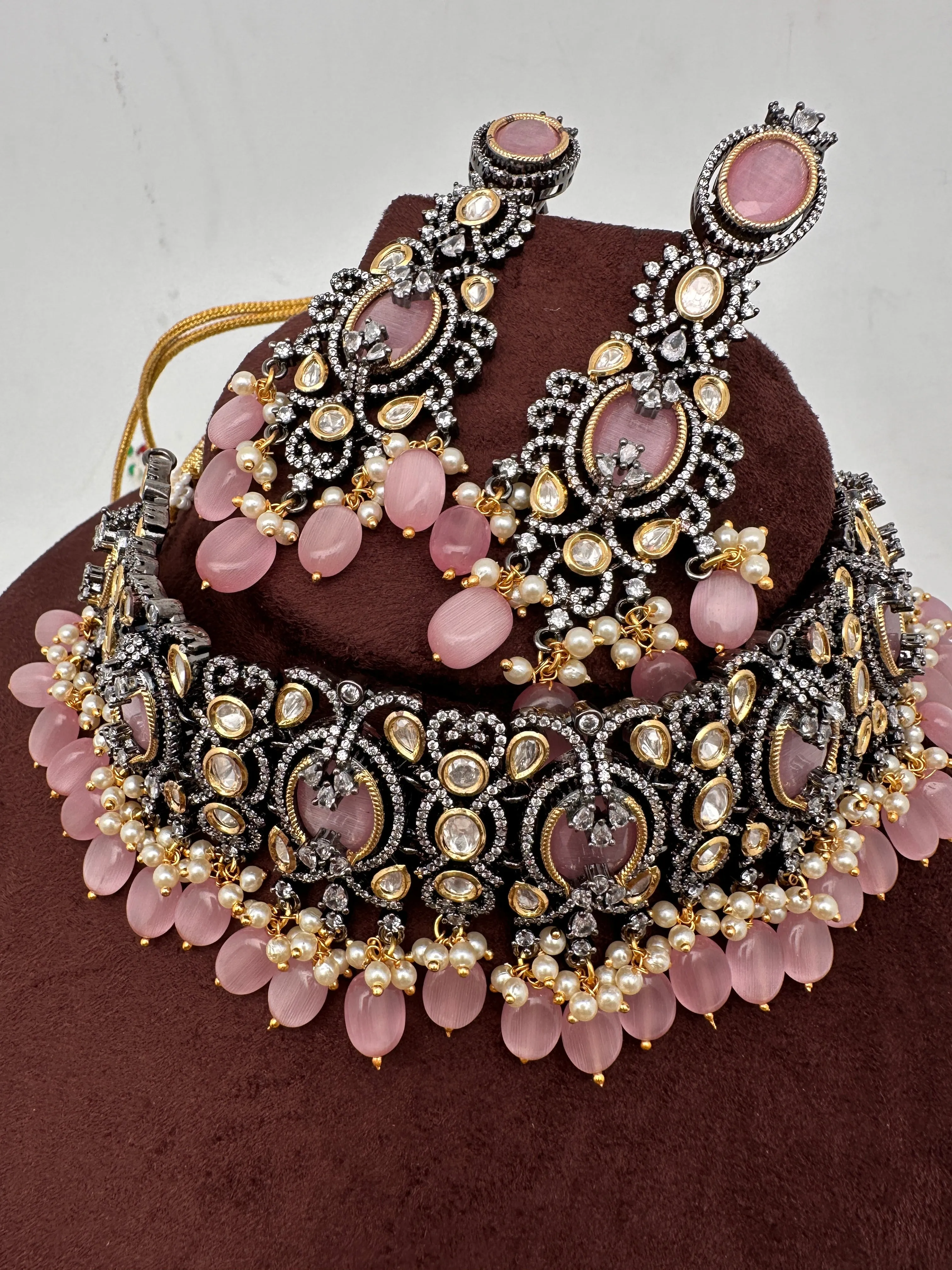 Moissanite Kundan Victorian Finish Color Stone Color beads Choker