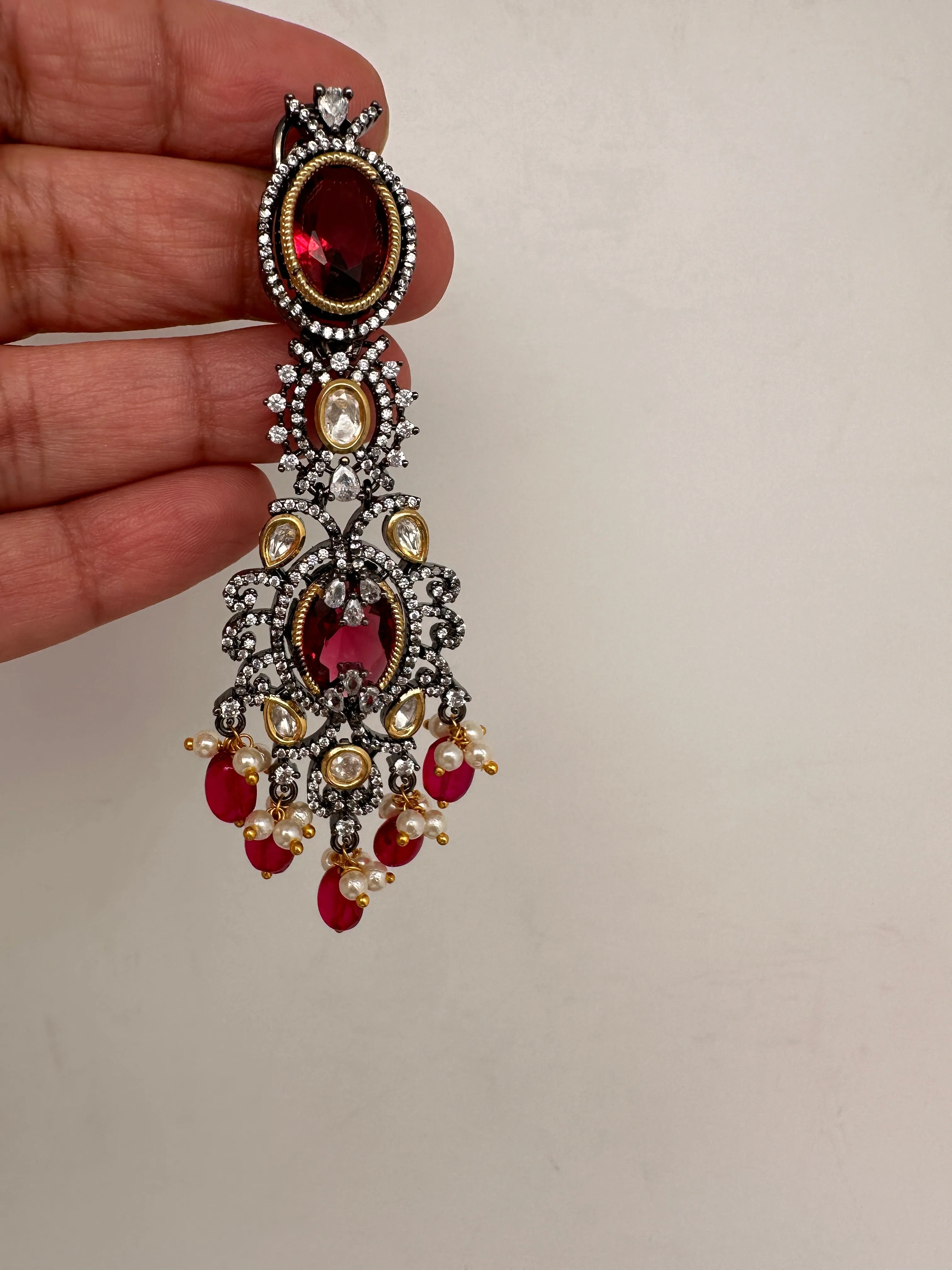 Moissanite Kundan Victorian Finish Color Stone Color beads Choker