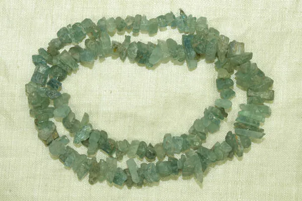 Natural Aquamarine chips