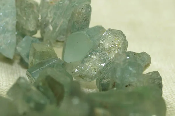 Natural Aquamarine chips