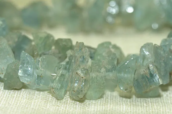 Natural Aquamarine chips