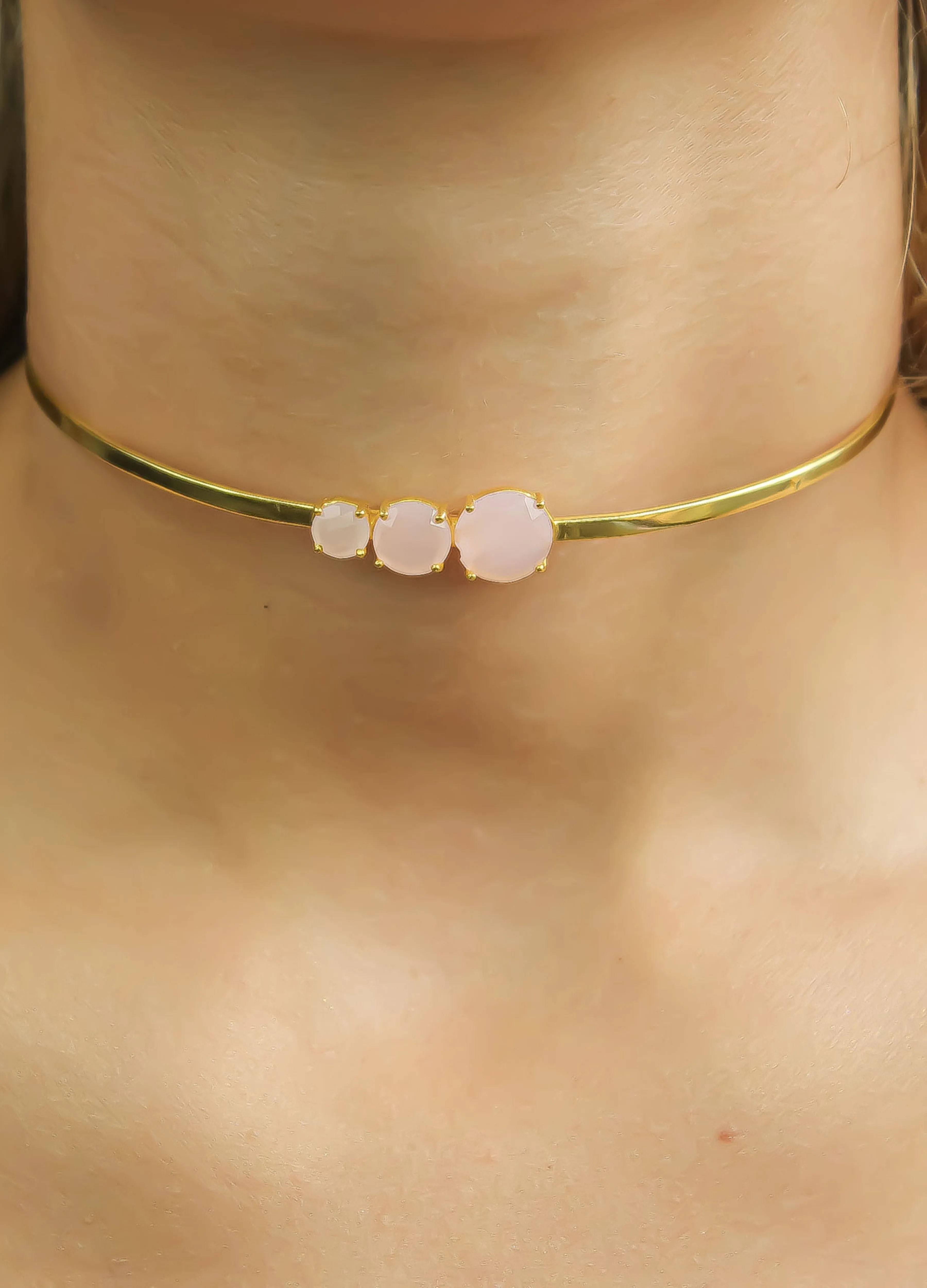 Nura Choker Necklace