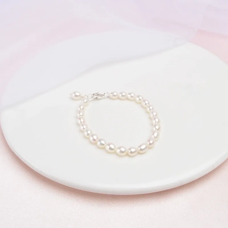 Pearl Bracelet, wedding gift, flower girl bracelet, bridesmaid gift, bridal shower gift, Dainty Pearl Jewelry, June Birthstone Bracelet