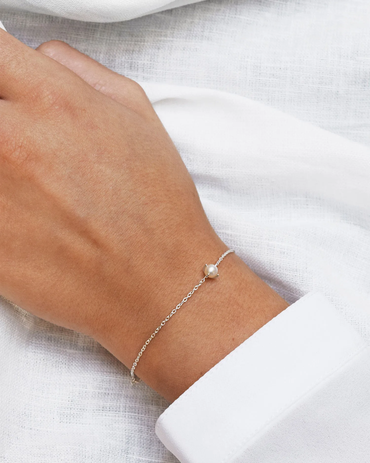 Petite Pearl bracelet silver