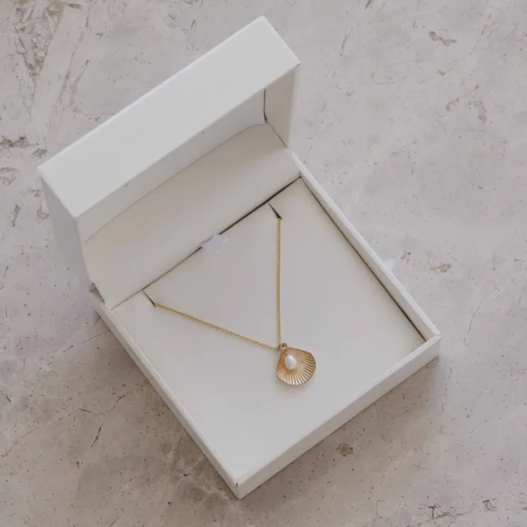 Ula Shell Necklace - Gold